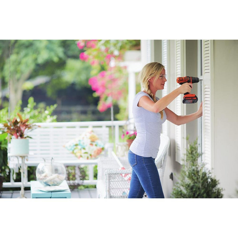 BLACK+DECKER LDX120C 20V MAX Lithium Ion Drill / Driver