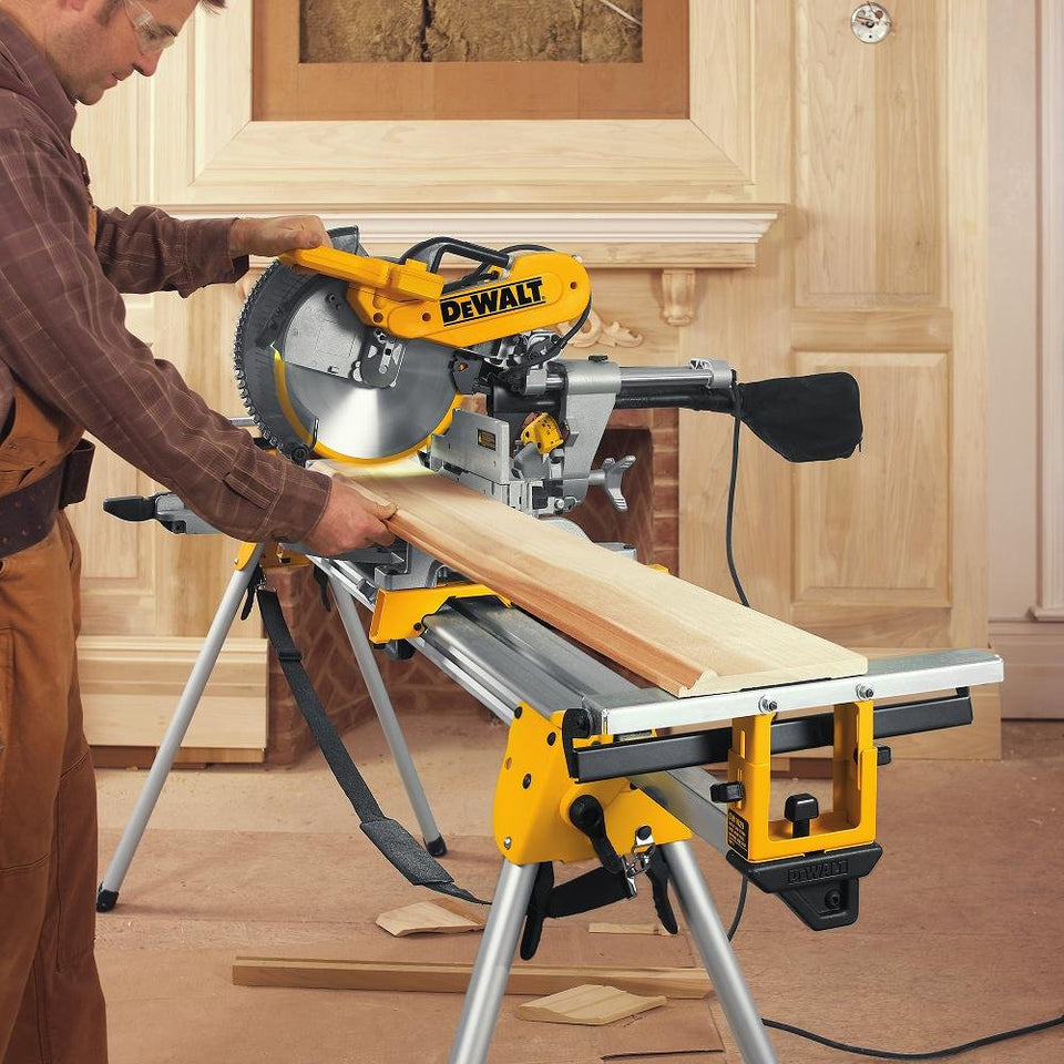 DEWALT Sliding Compound Miter Saw, 12-Inch (DWS779)